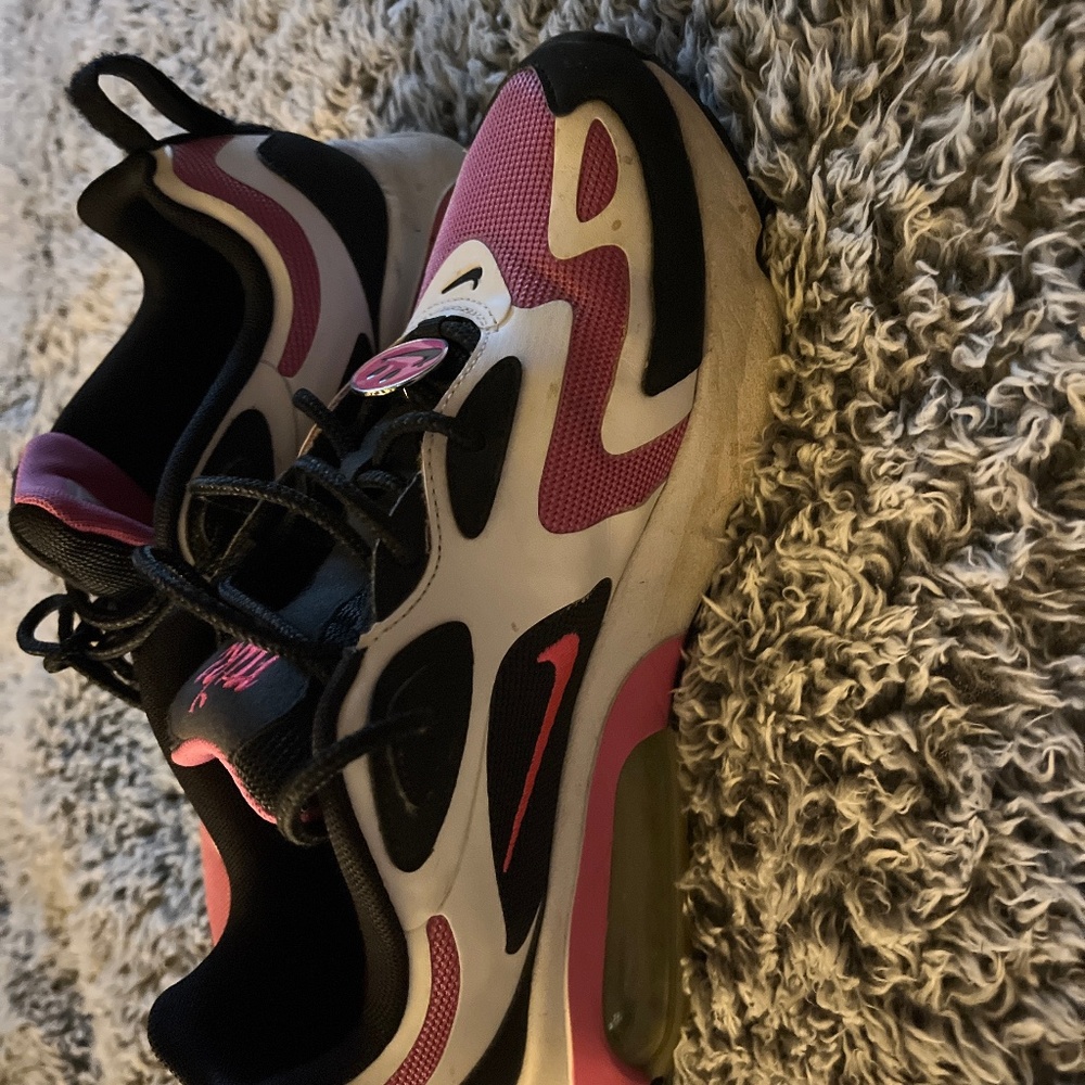 Nike “have a Nike day” black hyper pink and volt - Picture 1 of 1